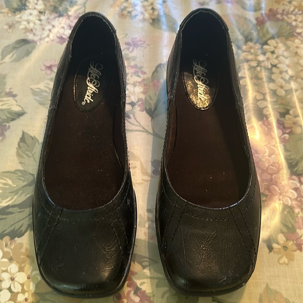 Life stride flats